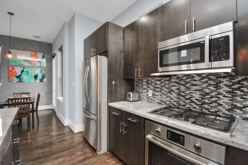Skyline Views - Sleeps 10 Home Near Downtown Houston Esterno foto