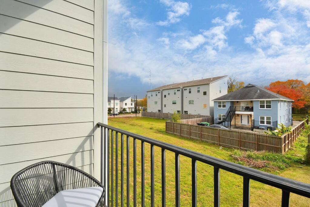 Skyline Views - Sleeps 10 Home Near Downtown Houston Esterno foto