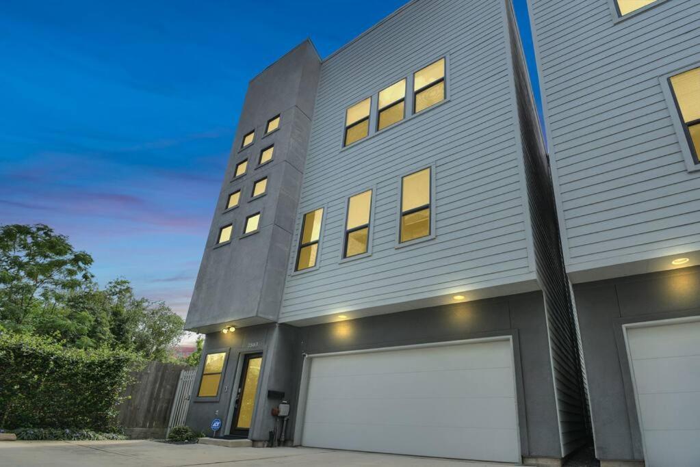Skyline Views - Sleeps 10 Home Near Downtown Houston Esterno foto