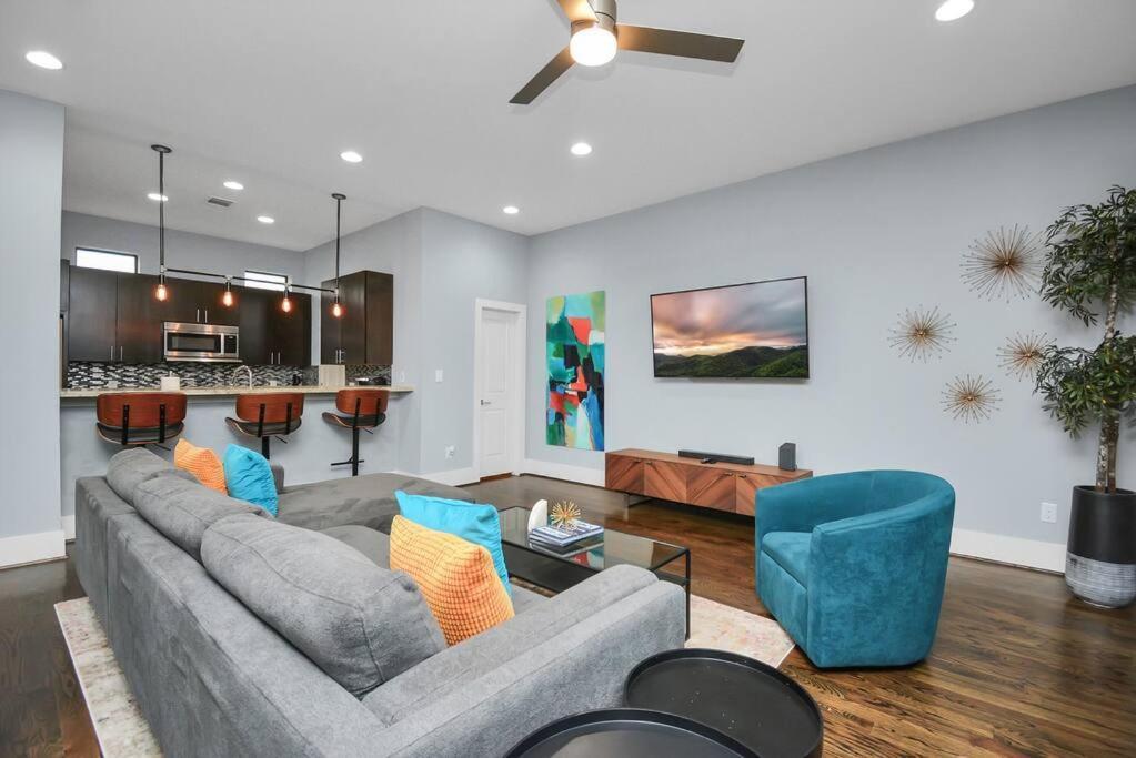 Skyline Views - Sleeps 10 Home Near Downtown Houston Esterno foto