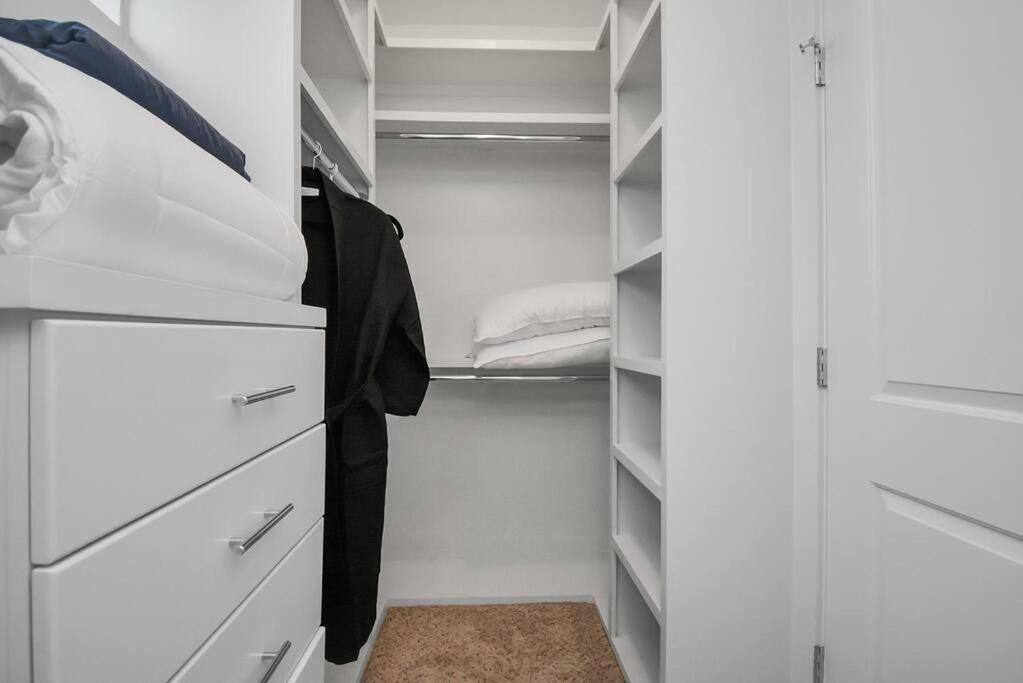 Skyline Views - Sleeps 10 Home Near Downtown Houston Esterno foto