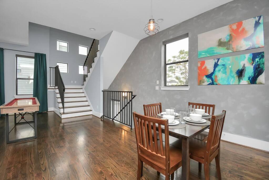 Skyline Views - Sleeps 10 Home Near Downtown Houston Esterno foto
