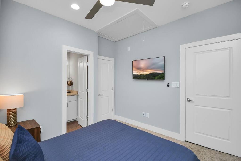 Skyline Views - Sleeps 10 Home Near Downtown Houston Esterno foto