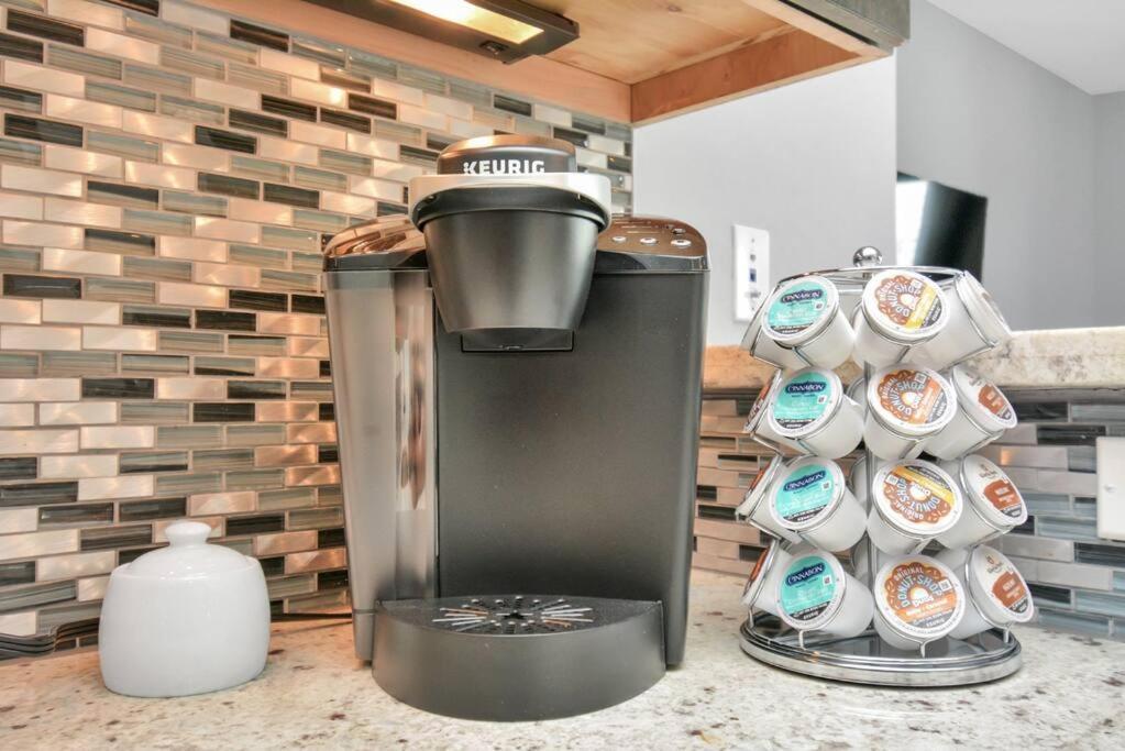 Skyline Views - Sleeps 10 Home Near Downtown Houston Esterno foto